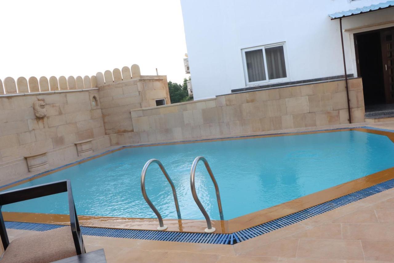 ג'איסלמר Hotel Marwar Palace מראה חיצוני תמונה