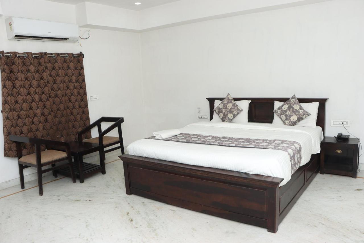 ג'איסלמר Hotel Marwar Palace מראה חיצוני תמונה